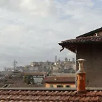 House 41, Nuovo In Borgo Storico