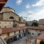 House 41, Nuovo In Borgo Storico *