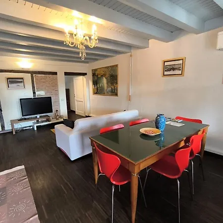 House 41, Nuovo In Borgo Storico Bergamo